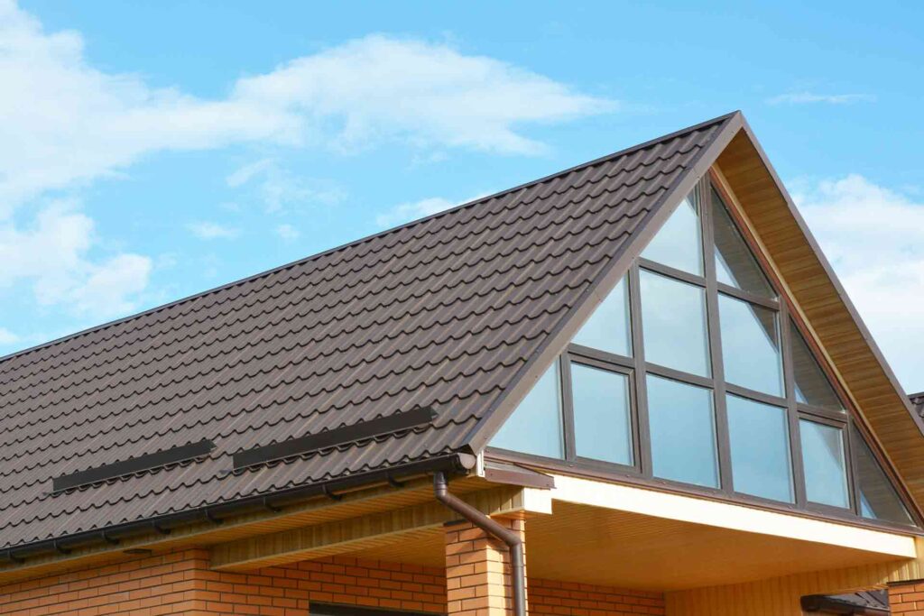 Types, Components, Benefits, and Drawbacks of Pitched Roofs | Image Credit: checkatrade.com