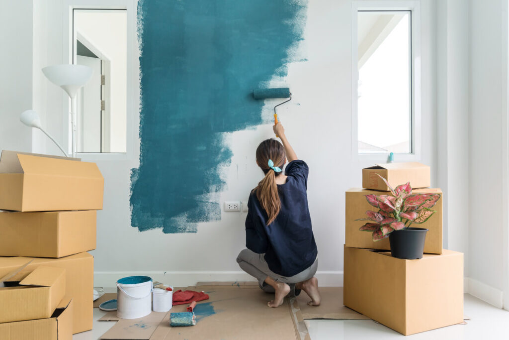 Typical Cleaning to Remove the Smell/Odor of New Paint from Your House | Image Credit: valsparpaint.co.uk